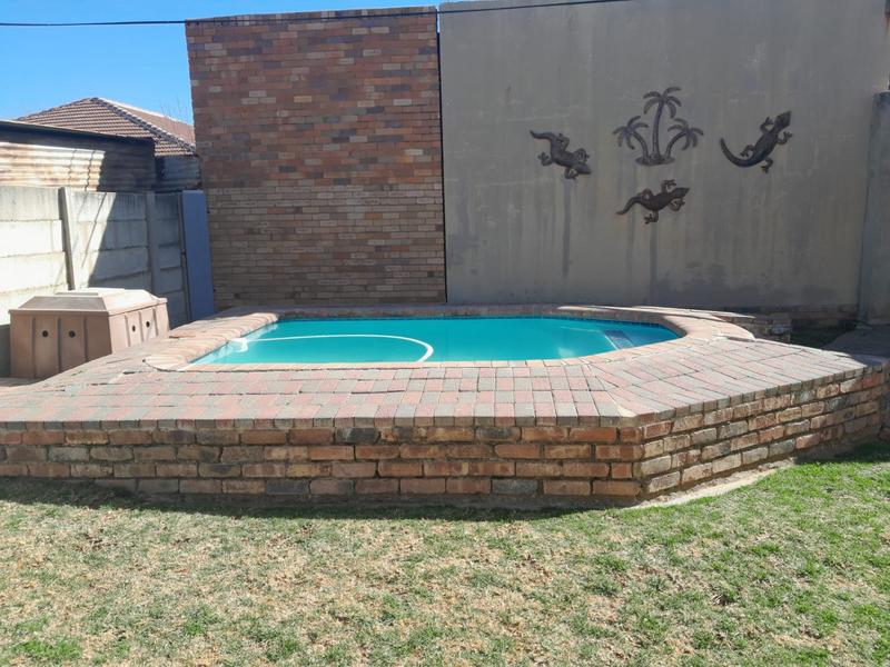 0 Bedroom Property for Sale in Odendaalsrus Free State